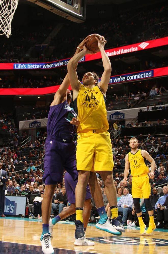 西班牙男篮翻盘步行者，巴图姆三分雨点燃全场