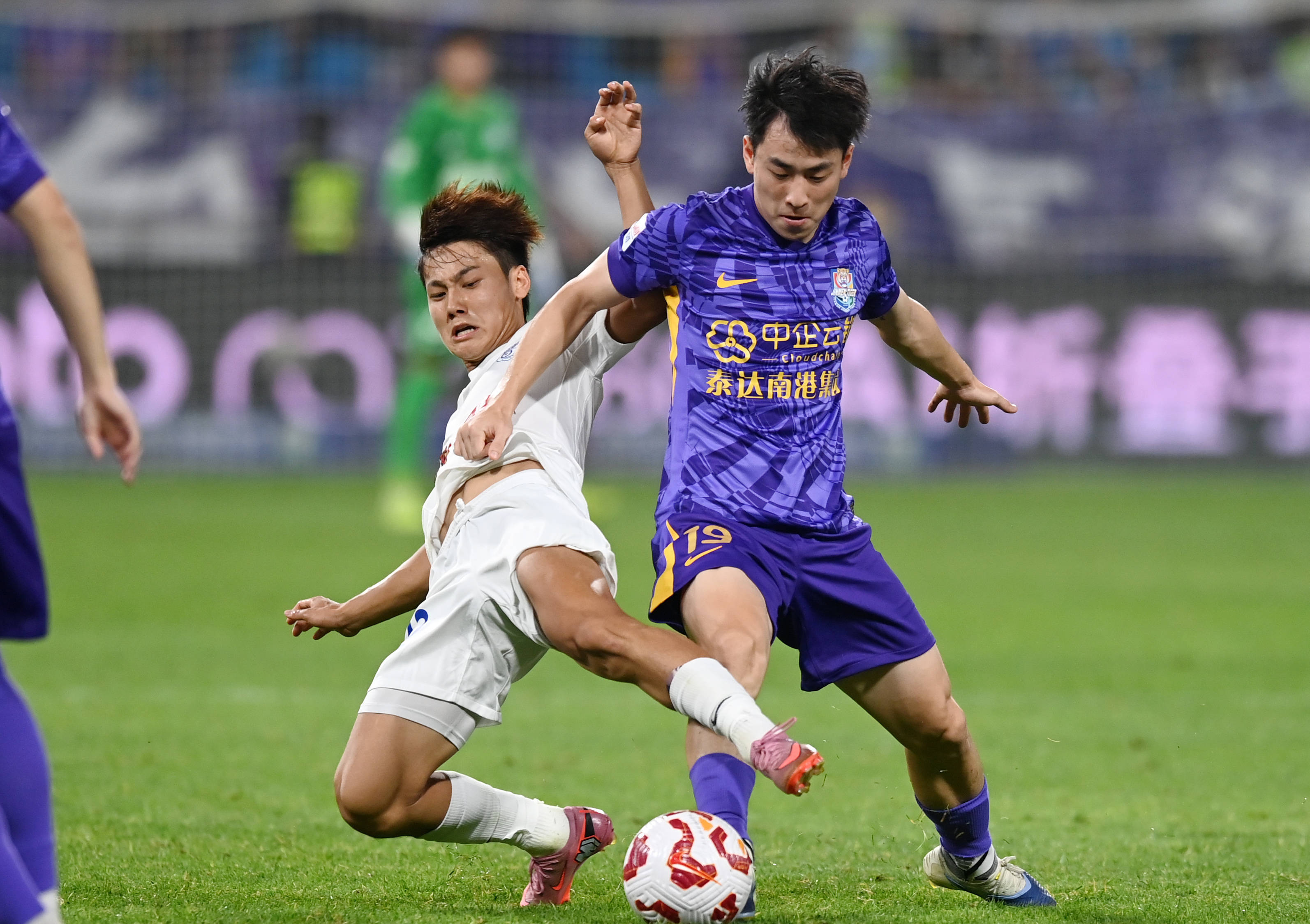 米兰体育官方网站-天津队客场大胜,继续保持不败记录的简单介绍