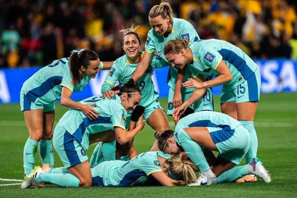 ac米兰下载-关于尼斯女足豪取客场胜利，晋级前景看好的信息