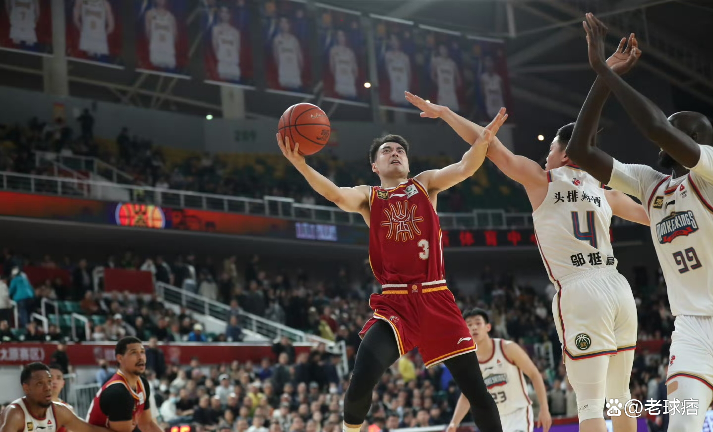 山西队在主场失利,球员们无奈叹息的简单介绍 山西队在主场失利,球员们无奈叹息的简单介绍