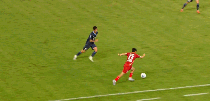 罗本射门再破门，帮助球队保持胜势