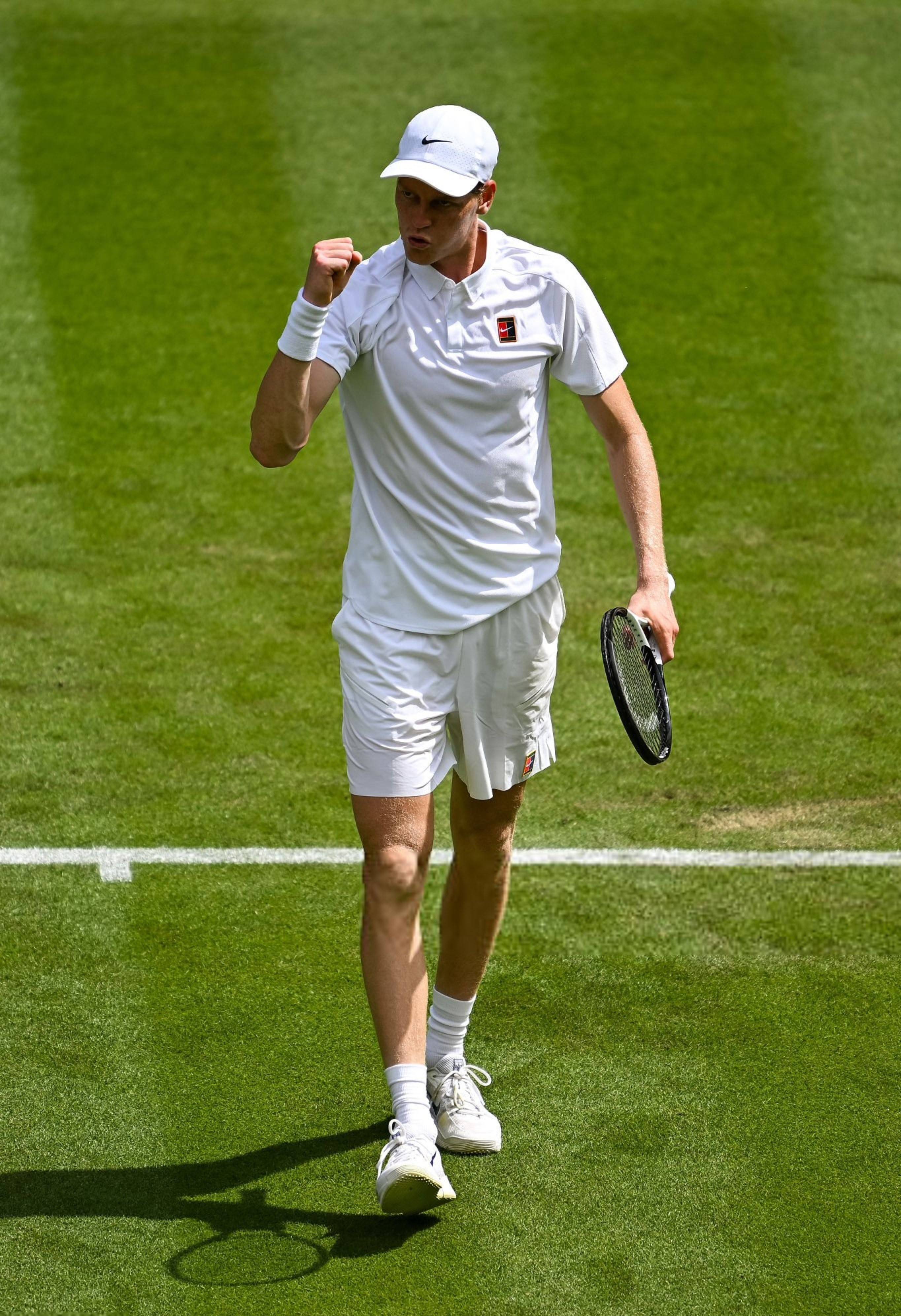 包含法网碾压温网,西西帕斯扛起全队的词条 包含法网碾压温网,西西帕斯扛起全队的词条