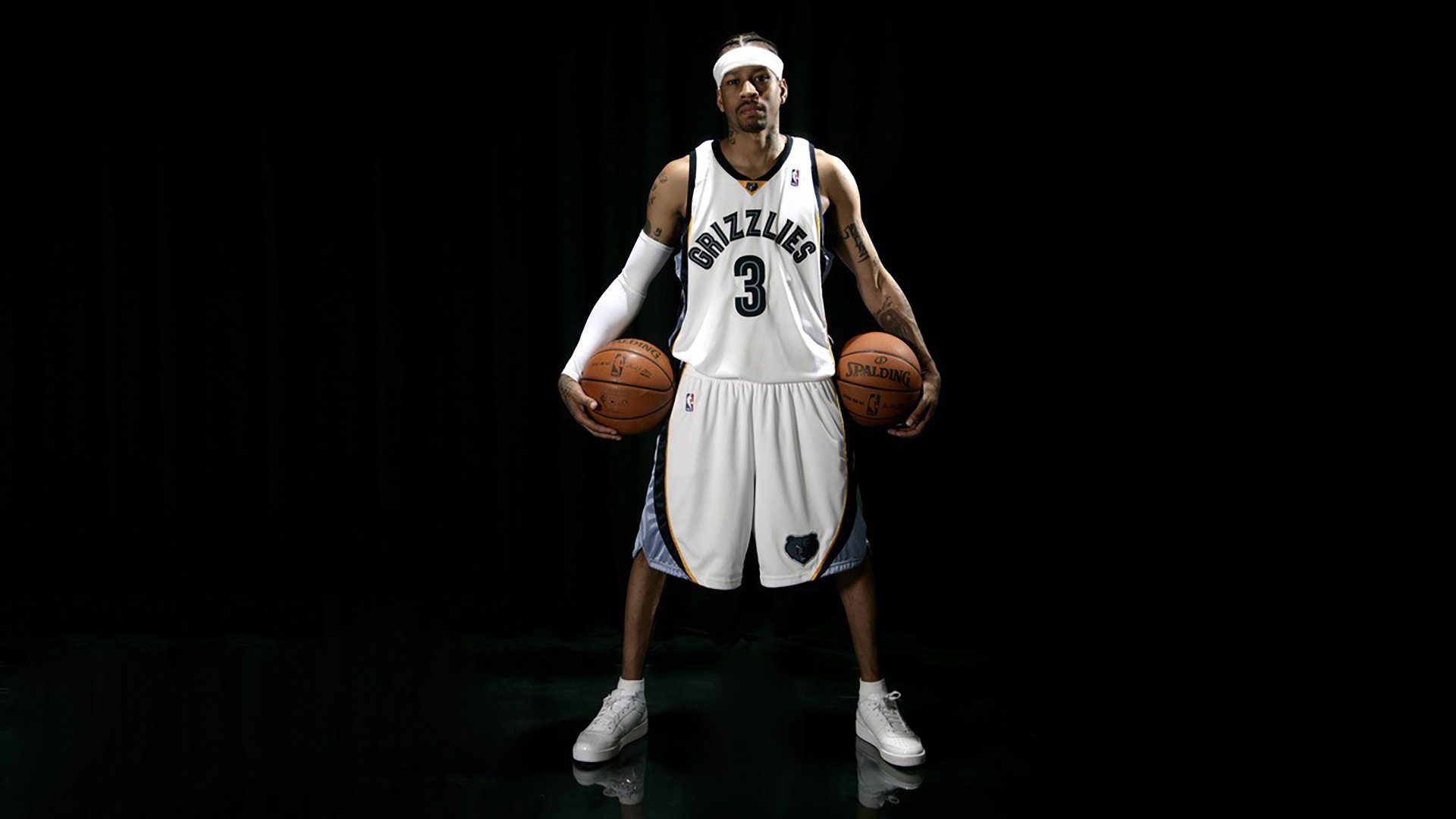 跨界传奇，上海队斩落灰熊，库里在西甲国家德比接管比赛